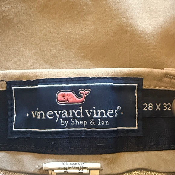 Vineyard Vines Men's Khaki Chinos - Picture 4 of 4